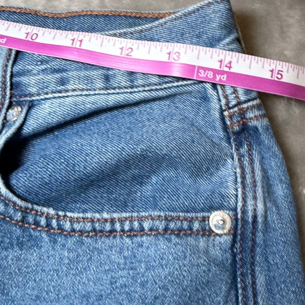 American Eagle Womens Size 6 Mom Jeans Distressed High Rise Raw Hem Blue Denim - Picture 9 of 16